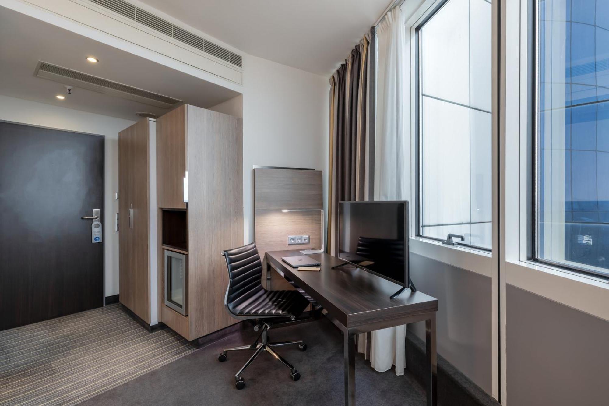 Garner Hotel Berlin - Spandau By Ihg Exterior photo